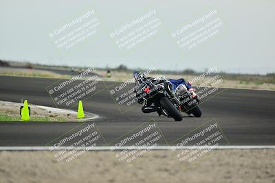 media/Apr-18-2025-TrackDaz (Fri) [[45f5874c44]]/A Group/Session 2 (Turn 10)/